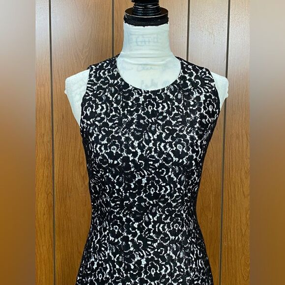 MICHAEL KORS COLLECTION Lace Sheath Minidress size 6 - Picture 5 of 12